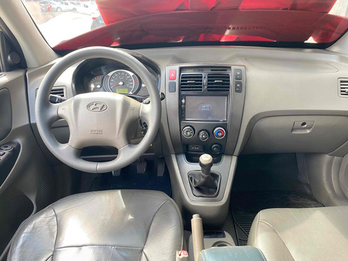Hyundai Tucson 2.0 MPFI GL 16V 142CV 2WD GASOLINA 4P MANUAL