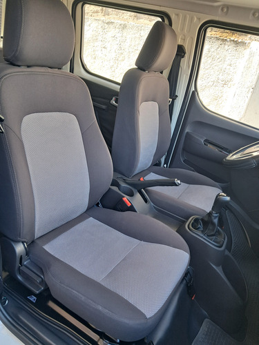 Camioneta Foton Tm3 Doble Cabina Con Aire Acondicionado.2021