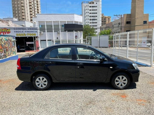 Etios Sedán 1.5 Xs Sedan 16v Flex 4p Manual