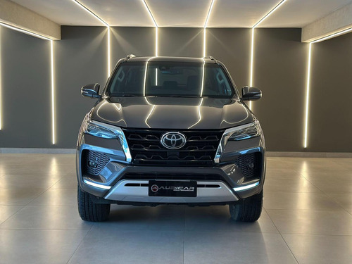 Toyota Hilux Sw4 Srx 4x4 2.8 Tb 4p Diesel