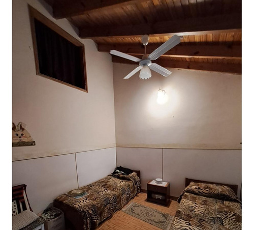 Casa En Venta - 6 Dormitorios 3 Baños - 280mts2 - Villa La Florida, Quilmes