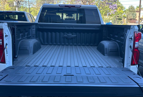 Chevrolet Cheyenne 6.2 Doble Cab High Country 4X4 At
