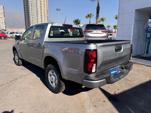 Chevrolet Colorado 2.8TD WT MT 4WD S