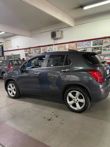 Imagen 3 de 13 de Chevrolet Tracker 1.8 Ltz+ Awd At 140cv 2015