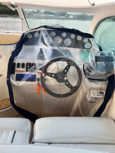Lancha Cimitarra 340 Ampla Com Cockpit Excelente