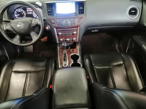 Imagen 10 de 13 de Nissan Pathfinder 2018 Exclusive 4x4 Cvt 3.5