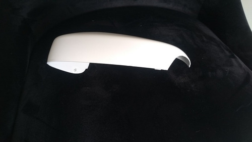 Capa Retrovisor Nissan Versa 18/le Branca Com Furo Pra Pisca