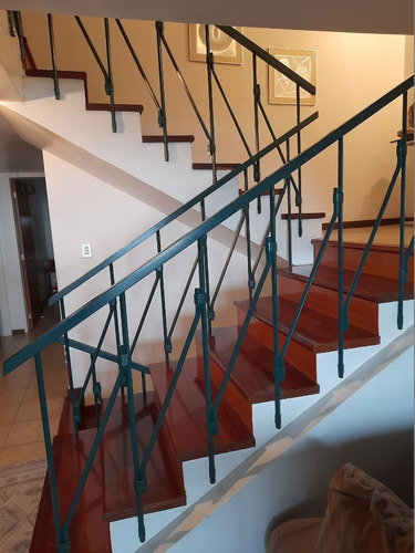 Imagen 15 de 27 de Townhouse En Urbanismo Privado La Mapora. Rodeado De Vegetación.