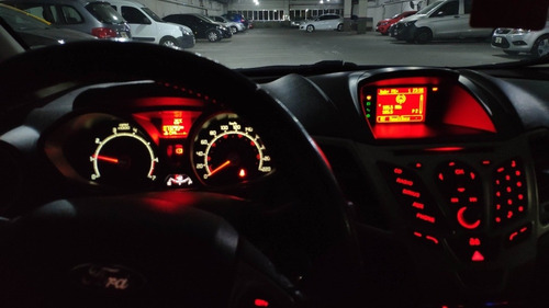 Ford Fiesta Kinetic Design 1.6 Design 120cv Titanium