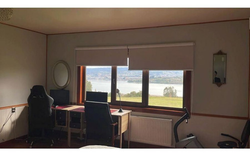 Casa En Venta De 4 Dorm. En Castro