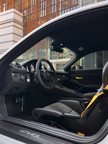 Porsche Gt4 Rs