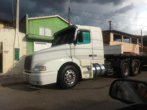 Imagem 5 de 5 de Volvo 380 2001 Nh