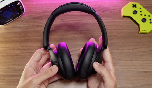 Auriculares Ugreen Hitune Max 5 con Anc, color negro claro y blanco