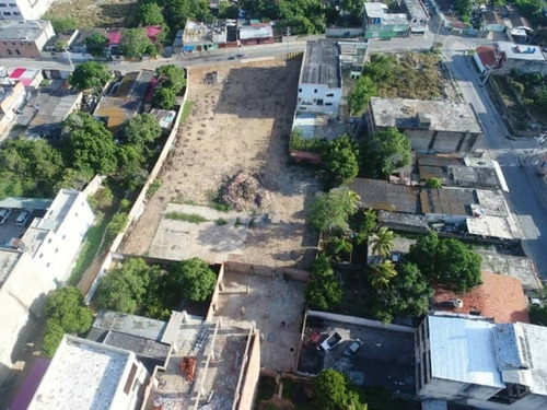 Imagen 6 de 11 de Se Vende Estructura De 6 Pisos Con Parcela De 4200 Metros Avenida Bolivar Vista Al Mar