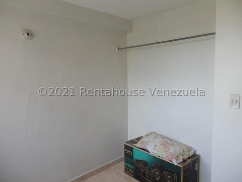 Imagen 22 de 30 de Apartamentos En Alquiler La Puerta Cabudare 22-5179 +m