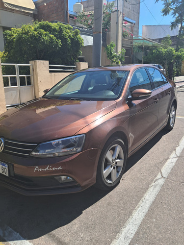 Volkswagen Vento 1.4 Comfortline 150cv