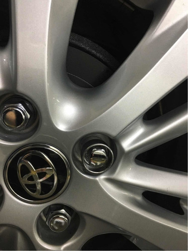 Set 4 Tuercas De Seguridad Toyota Yaris 2012-2021 2 Llaves