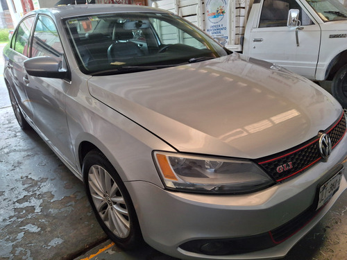 Volkswagen Jetta 2.5 Style Tiptronic At