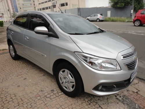 Chevrolet Onix 1.0 Mpfi Lt 8v Flex 4p Manual - 2013