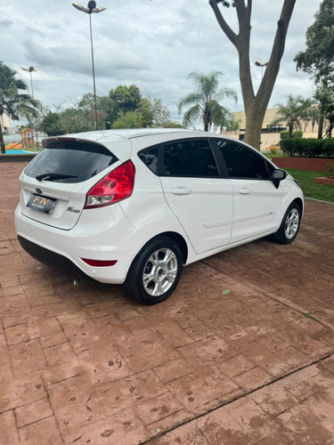 Ford Fiesta 1.6 SEL HATCH 16V FLEX 4P MANUAL
