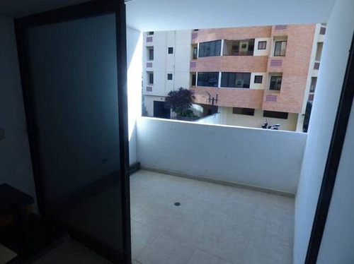 Imagen 5 de 8 de Apartamento En Mañongo Cod:138072albert González 04121444789
