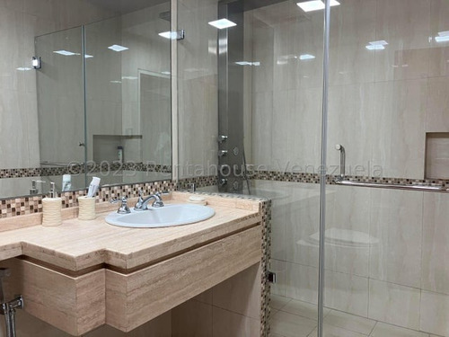 Carla Gonzalez Hotel Ccct Apartamento En Alquiler En Chuao Mls #24-5739