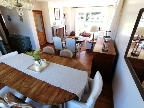Hermosa Casa 3 Dormitorios Y Servicio Barrio Privado Carmel