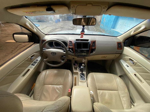 Toyota Sw4 Srv 4x4 3.0