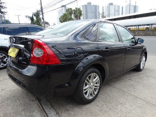 Imagem 5 de 15 de Ford Focus Sedan Ghia Com Teto Solar!! Sem Entrada!!!