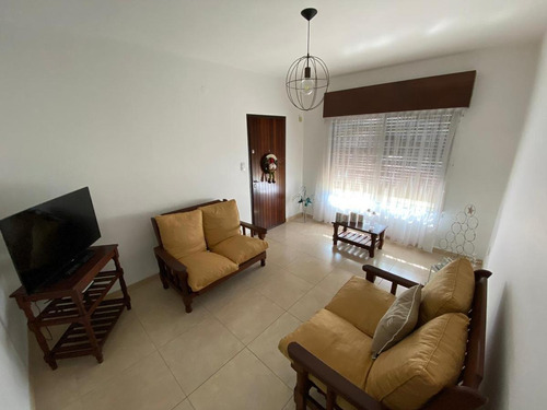 Imagen 3 de 11 de En Venta! Hermosa Propiedad En Moreno Norte | Pileta | Garage Para 2 Autos | Oportunidad