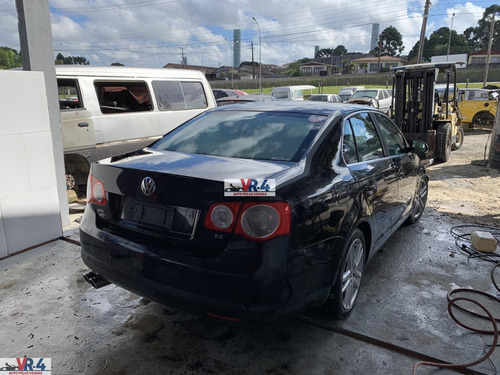 Imagem 4 de 8 de Vw Jetta 2.5 2007 Sucata Para Retirada De Peças