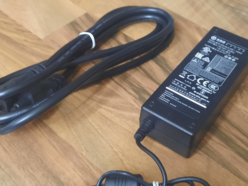 Cargador Fuente Poder De 53v-1.13a Pin Central