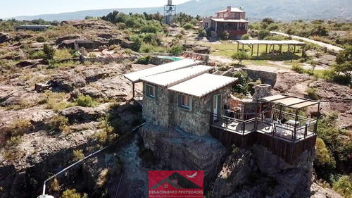 Se Vende Complejo De 4 Cabañas En Nono