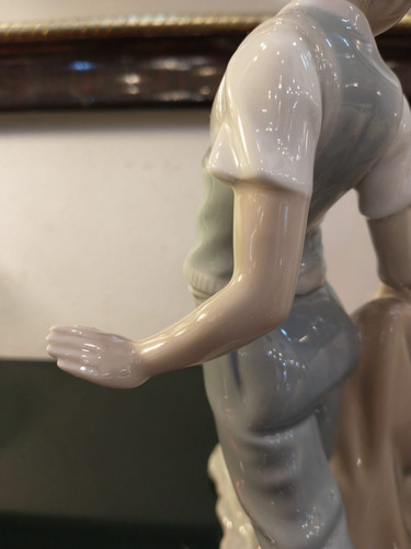 Imagen 5 de 10 de Antigua Estatuilla De Porcelana Española Nao