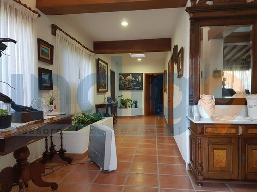 Imagen 13 de 30 de Casa En Venta En Jurica Una Sola Planta Con Alberca