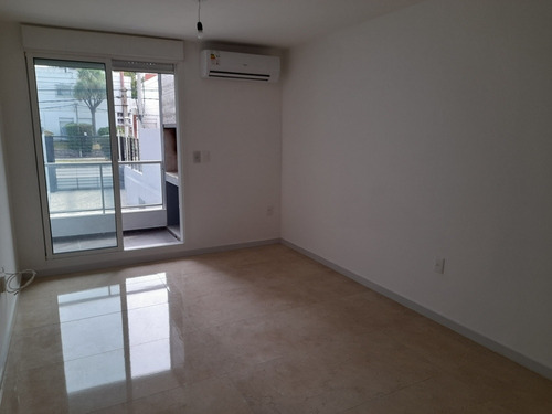 Imagen 10 de 17 de Venta Apartamentos 1 Dormitorio En Malvin Parrillero