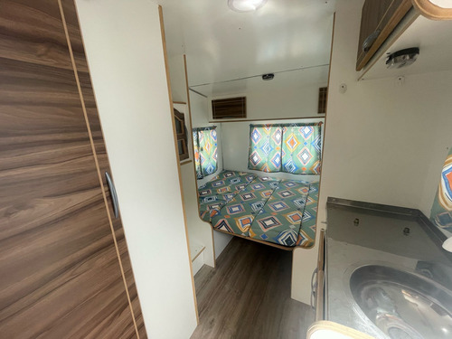 Casa Rodante Camelia 350 Para Cuatro Personas Usada