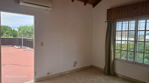 Alquiler Ph 2 Ambientes En Caseros, Con Terraza