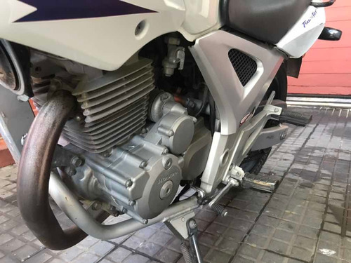 Honda Twister Cbx 250 Permuto