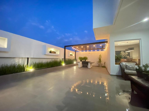 Imagen 4 de 14 de Hermosa Casa En La Vista Residencial, Lomas De La Vista