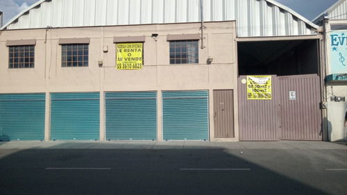 Bodega Con Oficinas, Sobre Avenida Principal De 6 Carriles Y, Entre Oxxo, Gasolinera, Farmacia Guadalajara, Little Cesars, Refaccionaria, Etc