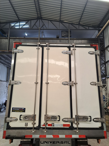35s14 Caminhonete Bau Refrigerado .