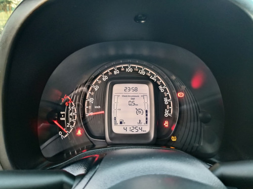 Fiat Mobi 1.0 8V EVO LIKE.