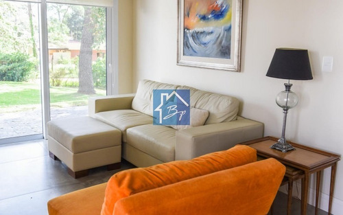 Espectacular Residencia En Venta Y Alquiler, Playa Mansa, Punta Del Este- Ref: 1082