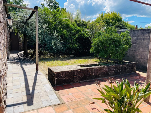 Jm Se Vende Casa En Tacuarembó