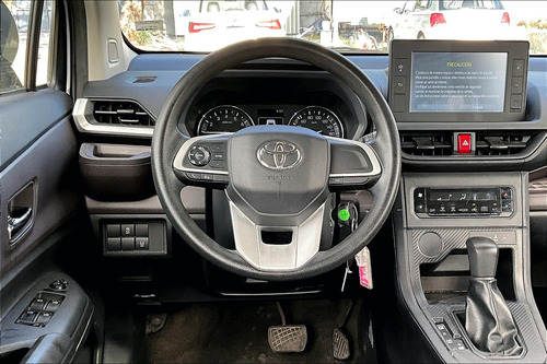 Toyota Avanza 2023
