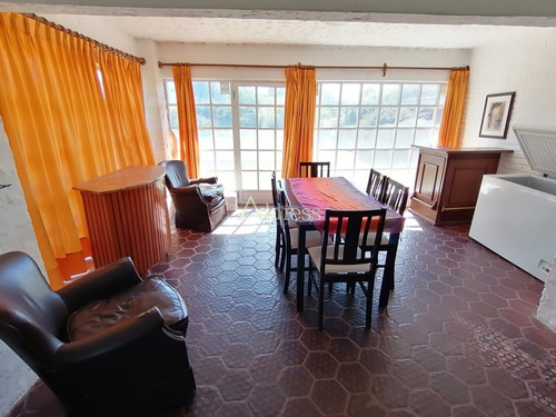 Casa Con Pileta A 1 Cuadra De La Playa Ideal Familias Grandes- Ref: 2793
