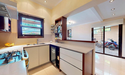 Hermosa Casa En Venta Sobre Calle Picasso, Ciudad Jardin