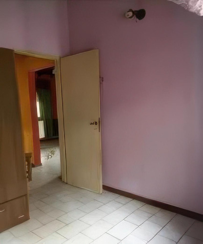 Casa En Venta - 6 Dormitorios 4 Baños - 230mts2 - Don Torcuato