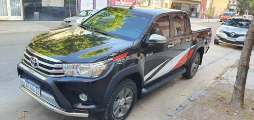 Toyota Hilux 2.8 Cd Srv 177cv 4x4 At 2016